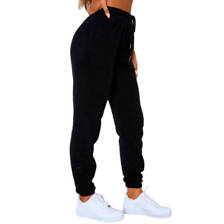 Women's leisure pants with a wide cut and elastic waistband Chic & Stil