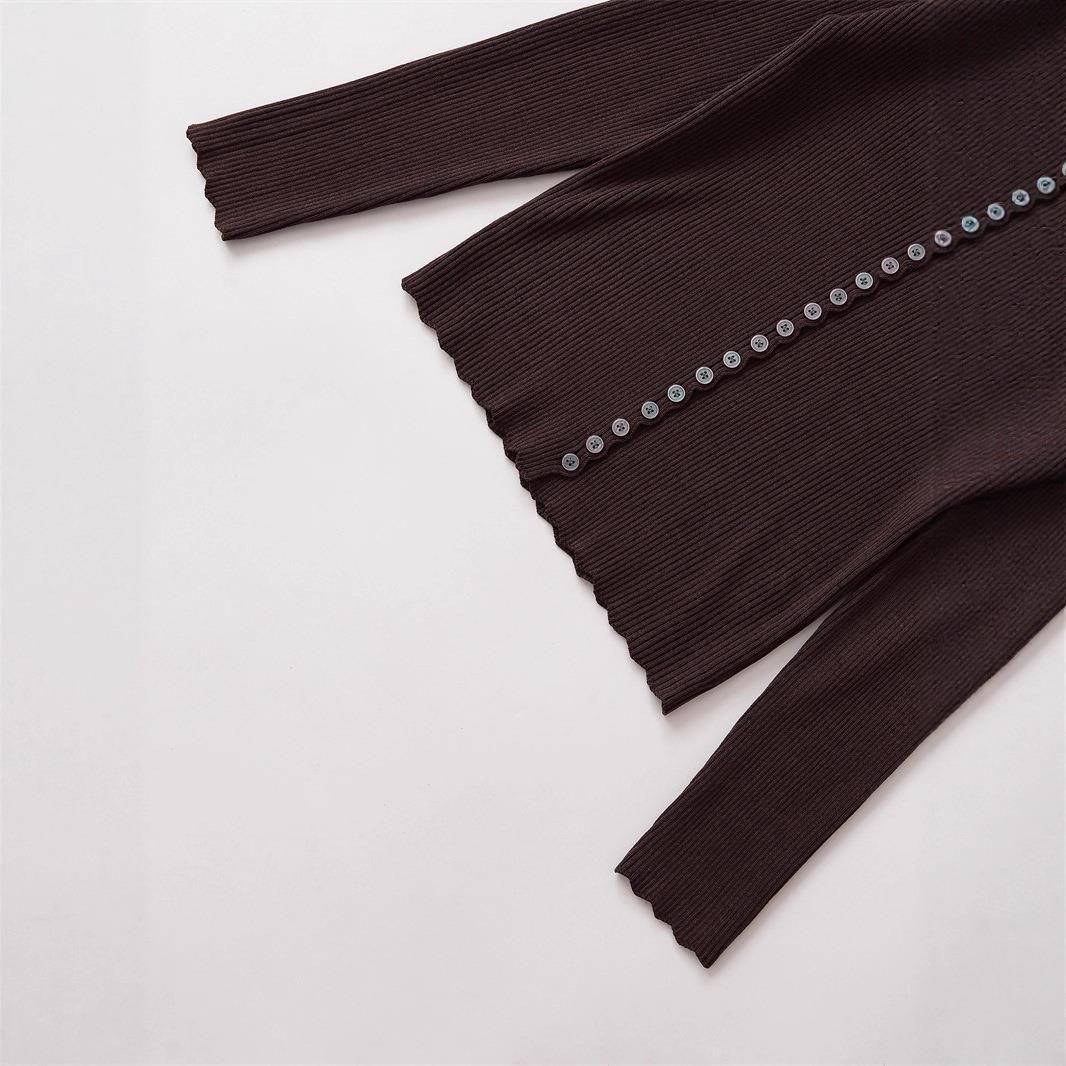 Fine knit jacket for women with elegant button details Lune London