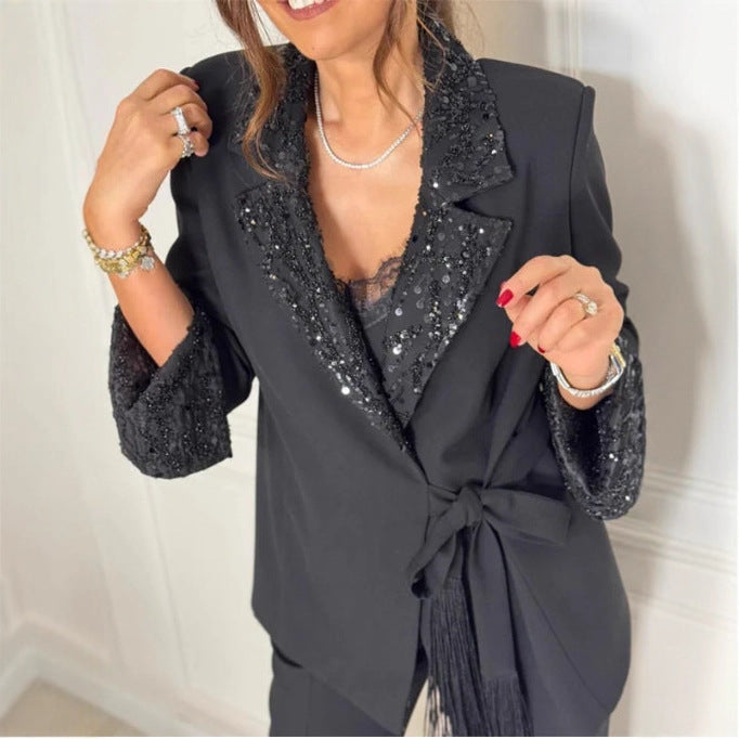 Costume Élégant pour Femmes avec Rebords Scintillants Chic & Stil