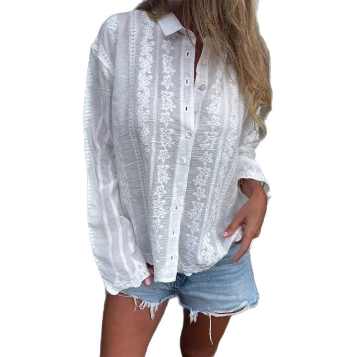 Blouse femmes avec broderie florale et tissu texturé Chic & Stil