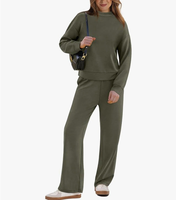 Women's sporty loungewear set with high collar and wide leg Lune London