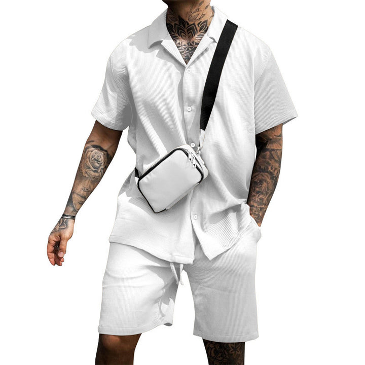 Casual short-sleeved shirt for men with a stylish fit and matching shorts Lune London