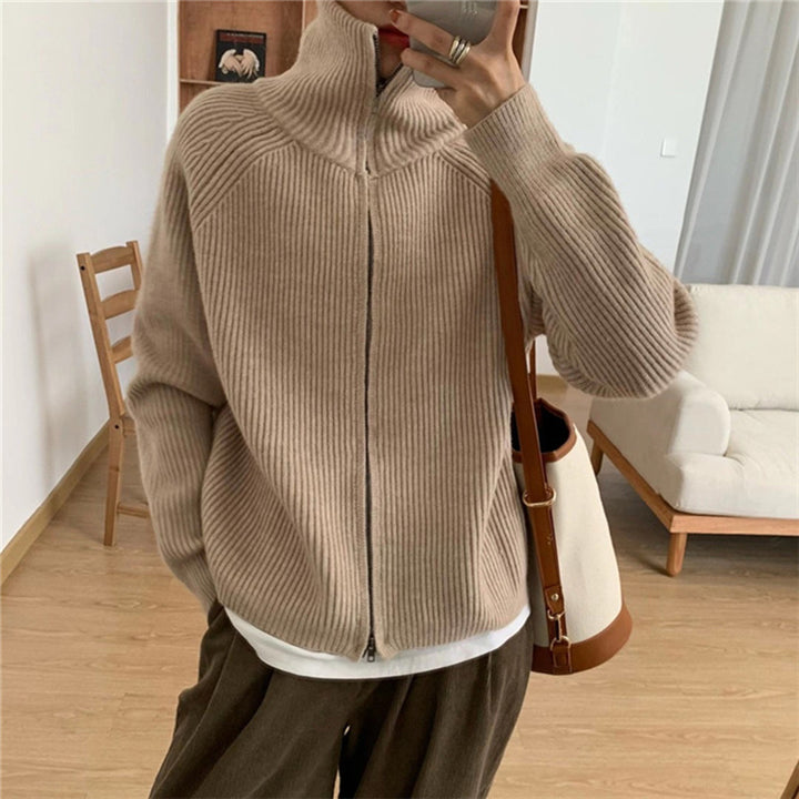 Ladies' knit jacket with high collar and trendy ribbed pattern Lune London