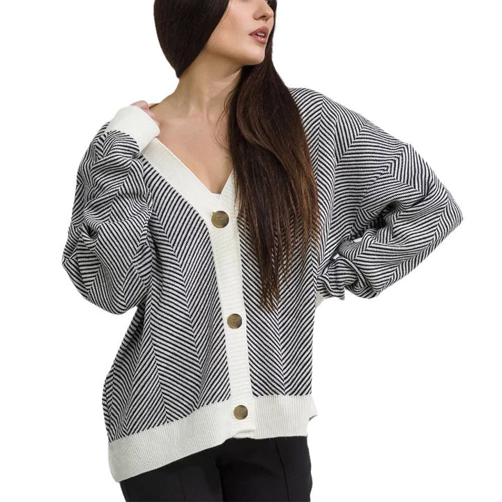 Cardigan confortable pour femmes avec des détails en tricot torsadé élégants et des fermetures à boutons Chic & Stil