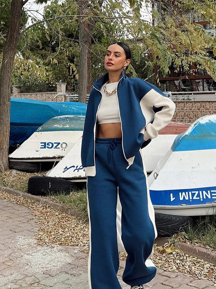 Women's casual tracksuit with cropped top and wide-cut pants Chic & Stil