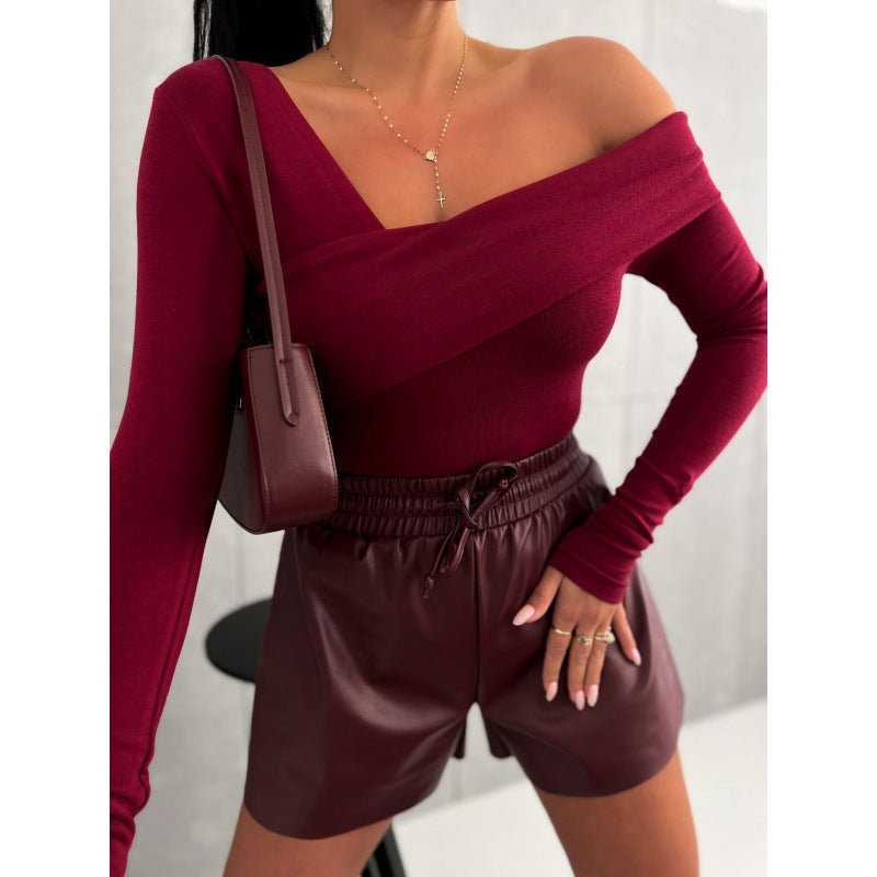Asymmetrical one-shoulder t-shirt for women Lune London