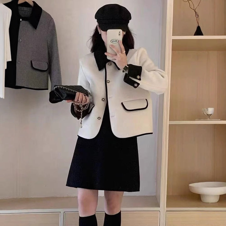 Elegant lady short jacket with contrasting details Lune London