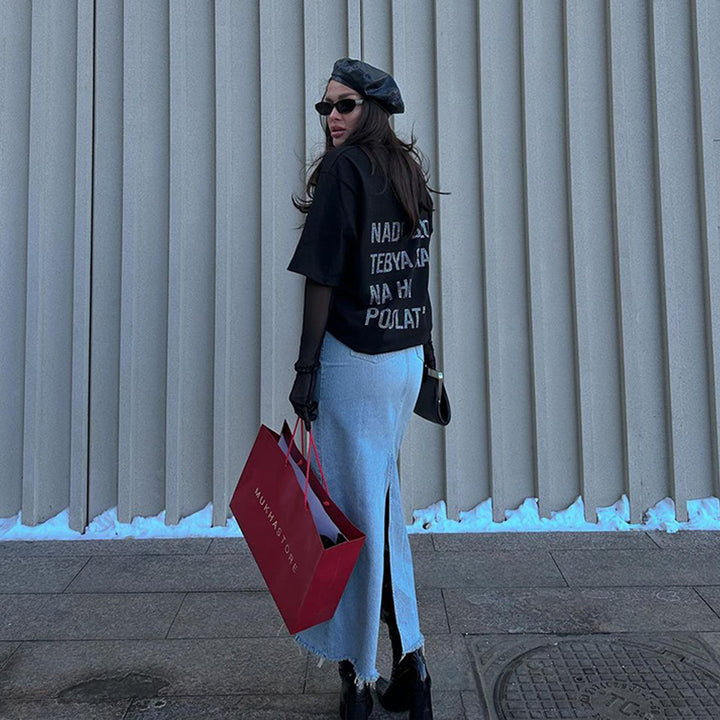 Casual t-shirt for women with sparkling inscription Lune London