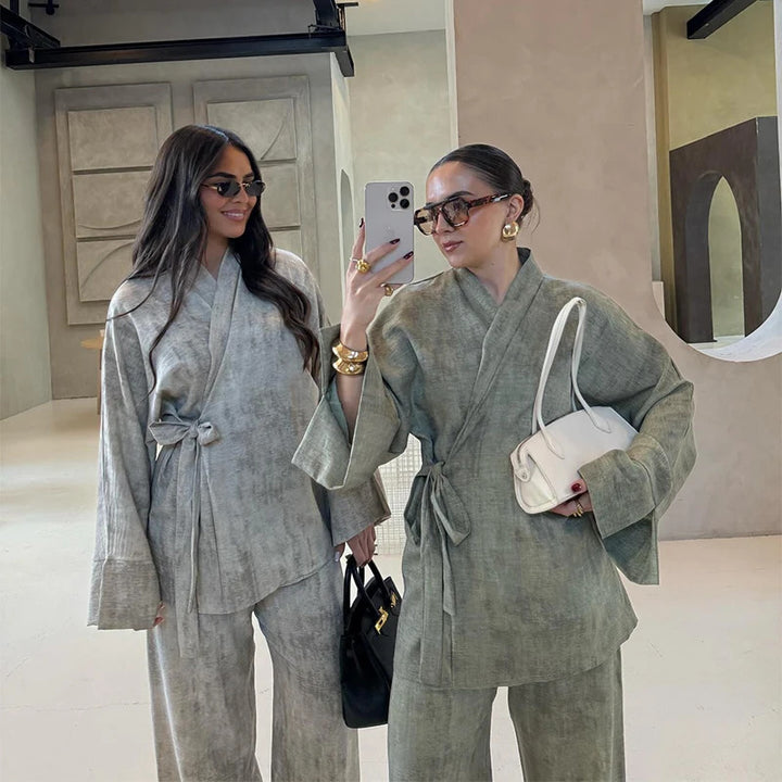 Ensemble élégant et décontracté pour femmes comprenant un haut et un pantalon large Chic & Stil