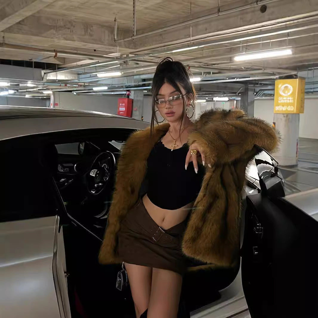 Ladies trendy faux fur jacket with animal print Lune London