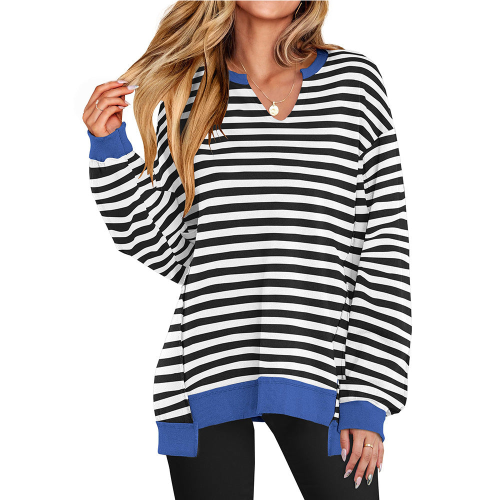 Women casual sweater with V-neck and raglan sleeves Lune London