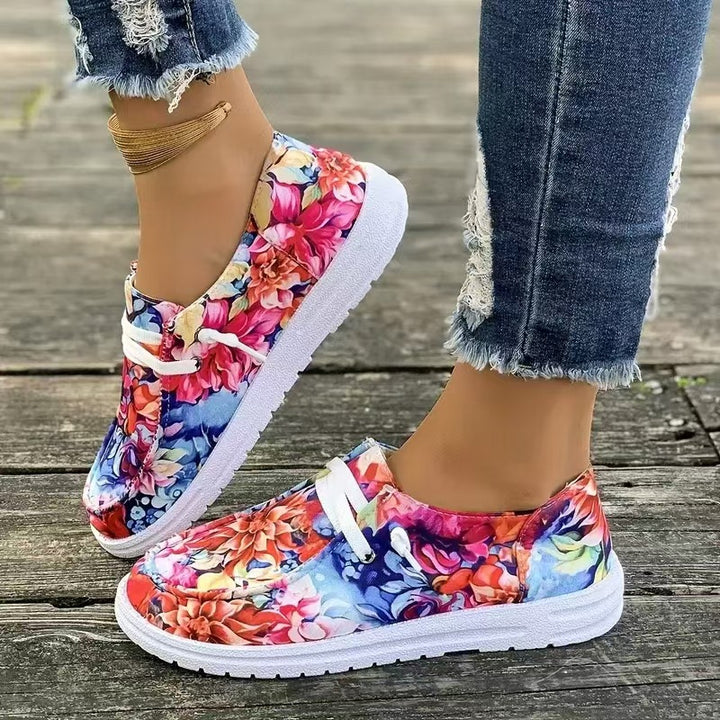 Leisure sneakers for women Designer with floral pattern and comfortable sole Lune London