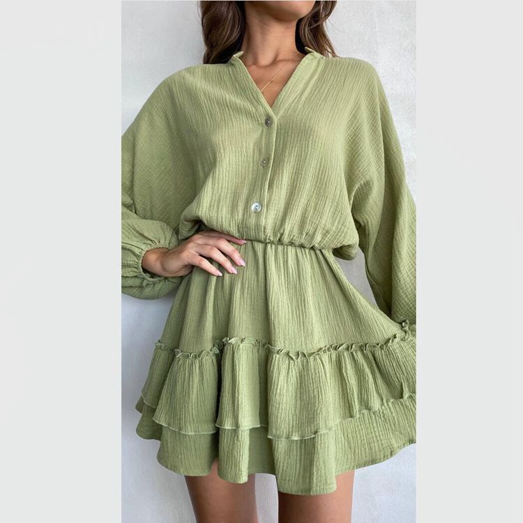 Robe-blouse pour femmes avec détails froncés et coupe cintrée Chic & Stil