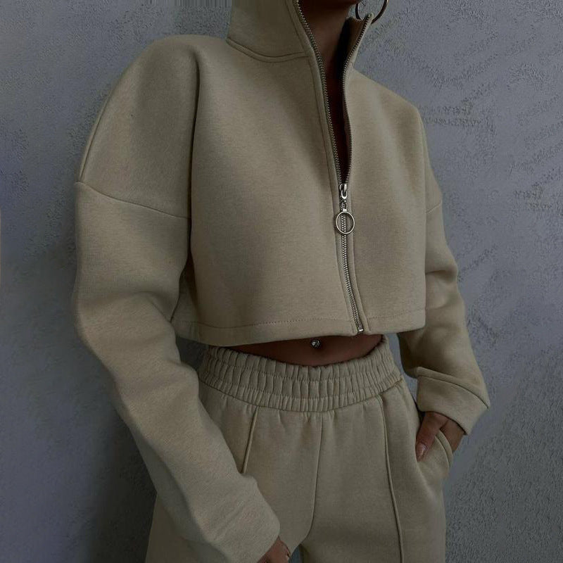 Cropped sweatshirt jacket for women with high collar Lune London