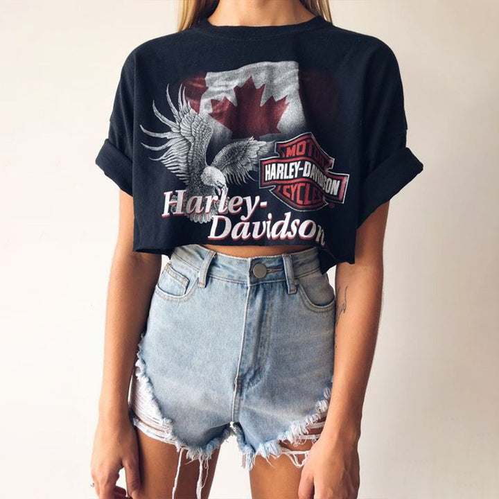 Short women's t-shirt with vintage graphic design Lune London
