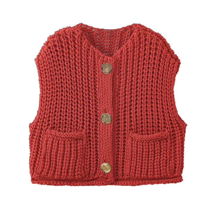 Knit cardigan for women with button details and practical pockets Lune London