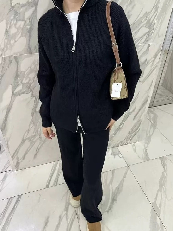 Cardigan élégant pour femme avec fermeture éclair et pantalons assortis Chic & Stil