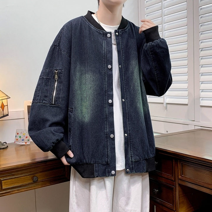 Casual bomber jacket for men with practical pockets and thermoregulating inner lining Lune London