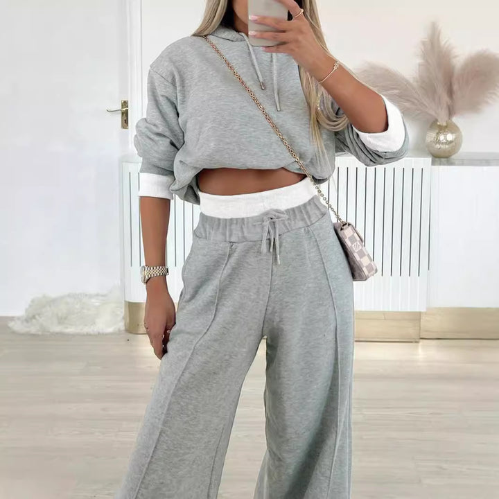Ladies casual hooded sweatshirt and wide jogger pants Lune London