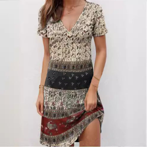 Short dress with short sleeves for women with trendy V-neck and creative pattern Lune London
