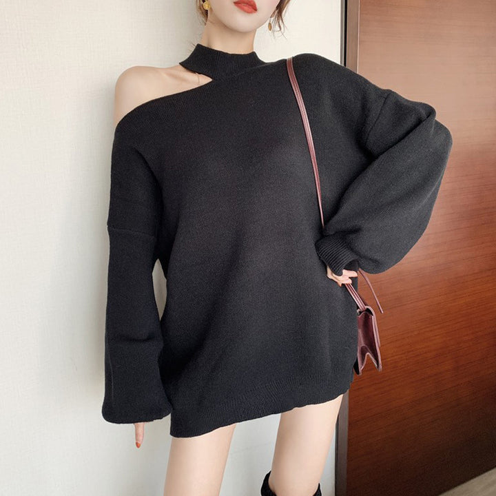 Fashion oversized sweater for women with a scoop neckline and turtleneck Lune London