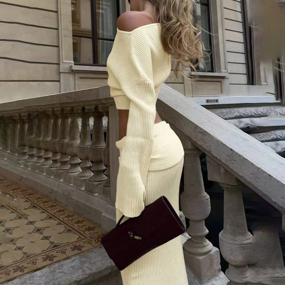 Knitted set for women with plunging neckline and chic maxi skirt Lune London