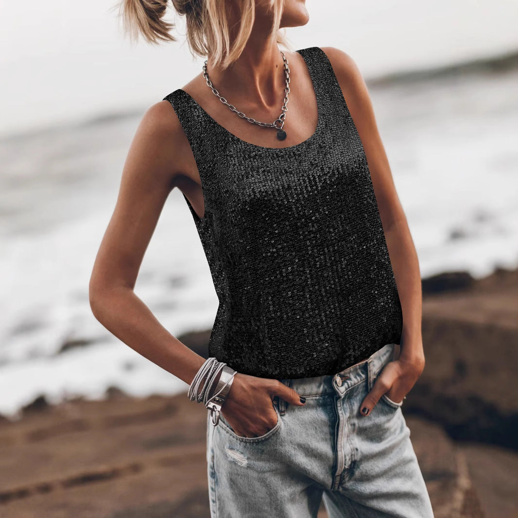 Chic und Stil | Shiny Sleeveless Women's Top for Style and Glamour