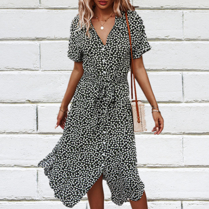 Floral dress for women with fitted cut and ruffles Lune London