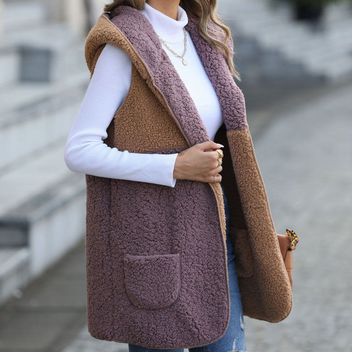 Ladies reversible fleece vest with large pockets Lune London