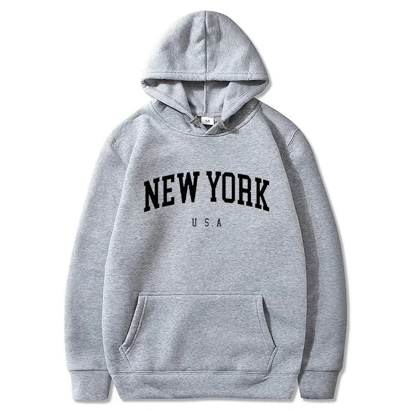 Women's hoodie with fashionable New York print and comfortable fit Lune London