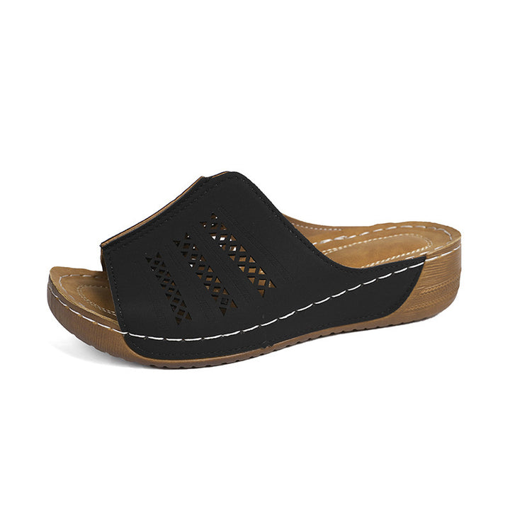 Stylish women-casual-slidesandals Lune London
