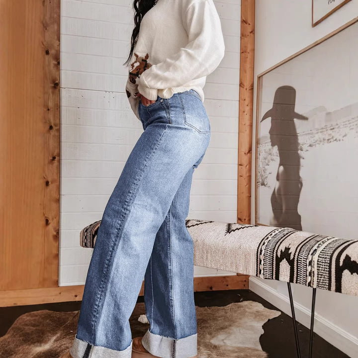 Women wide High-Waist jeans with unique contrast seams and casual look Lune London