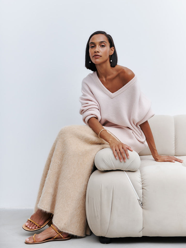 Ladies Oversized V-Neck Knit Sweater Lune London