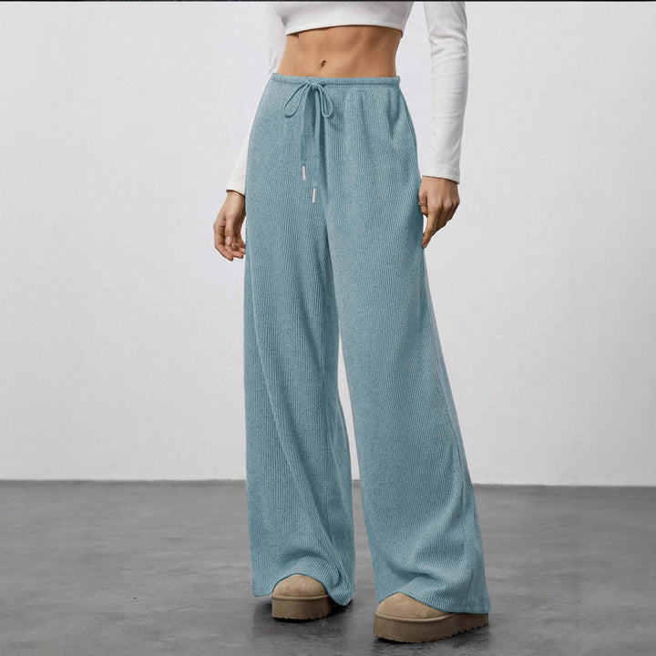 Wide-leg knitted trousers for women with elastic waistband and drawstring Lune London