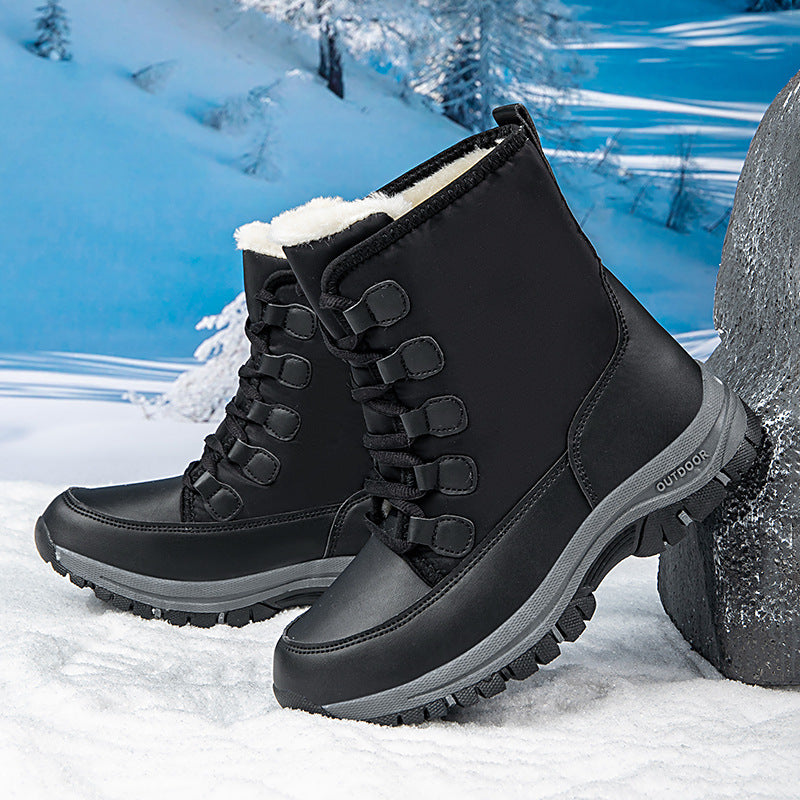 Women's winter boots with non-slip sole and insulating lining Lune London