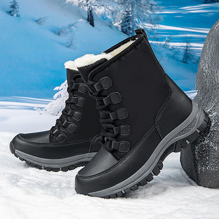 Women's winter boots with non-slip sole and insulating lining Lune London