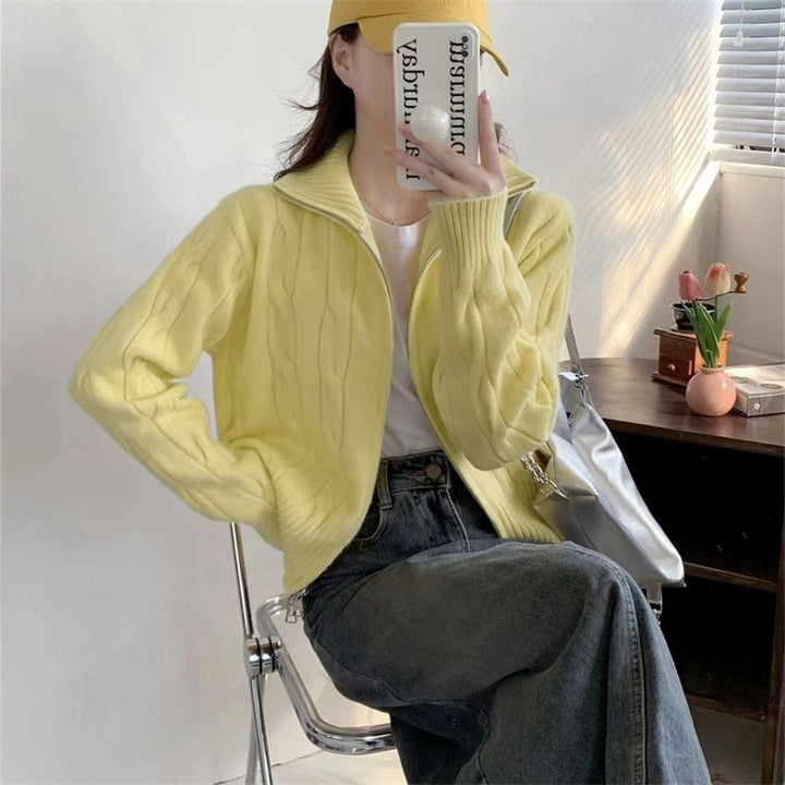Cardigan zippé pour femmes avec cordon de serrage Chic & Stil