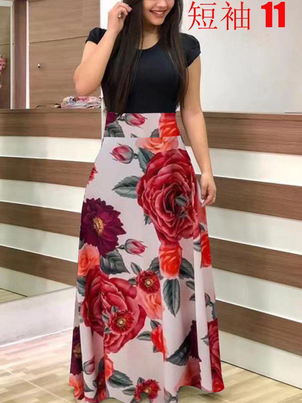 Women's Elegant Maxi Dress with Graphic Print and Flexible Waist Lune London