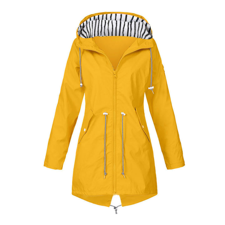 Water-resistant leisure jacket for women with adjustable hood collar and functional pockets Lune London