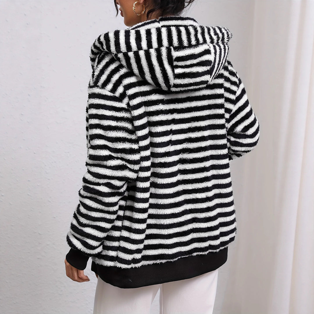 Cardigan Femme Douillet avec Rayures Contrastantes Chic & Stil