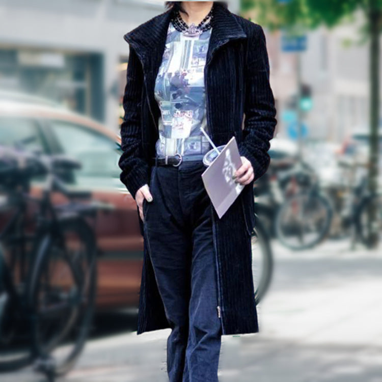 Elegant velvet coat for women with soft structured surface Lune London