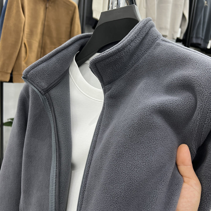Fleece jacket for men with high collar and practical pockets Lune London