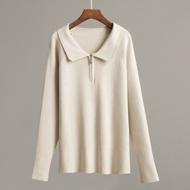Ladies Comfortable Fine Knit Sweater with Kangaroo Pocket and Collar Lune London