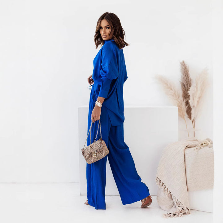 Women Two-Piece Casual Set with a Relaxed Cut Top and Loose Pants Lune London