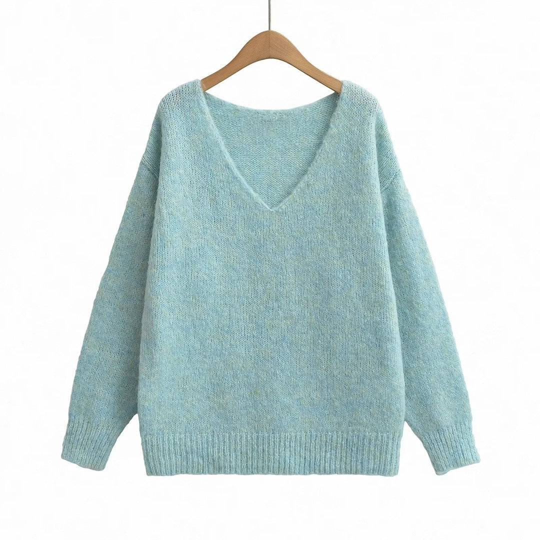 Oversized V-neck sweater for women in soft knit Lune London