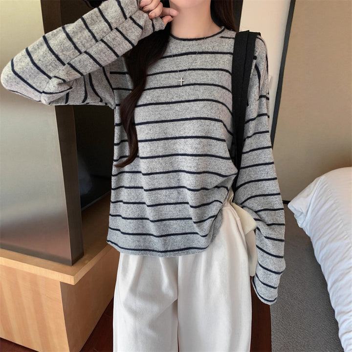 Women's casual long sleeve shirt with fashionable striped look Chic & Stil