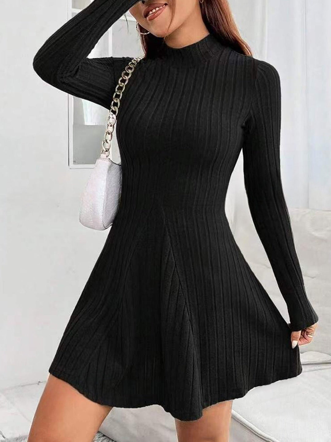 Lune London | Women's sweater dress with elegant fit and long sleeves
