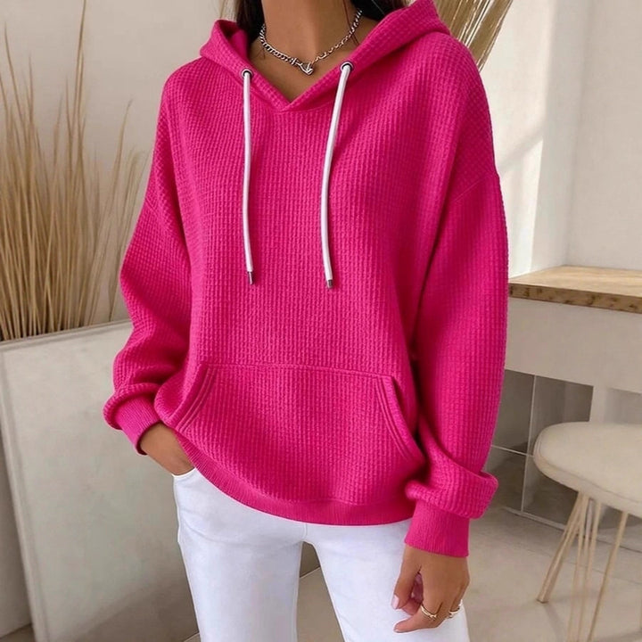 Hoodie de loisirs pour femmes en matériau texturé Chic & Stil