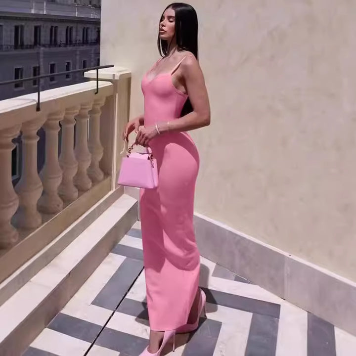 Elegant maxi dress for women with spaghetti straps and a flattering cut for the silhouette Lune London