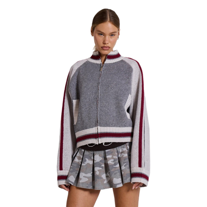 Women's stylish and comfortable knitted sweater with team emblem Chic & Stil